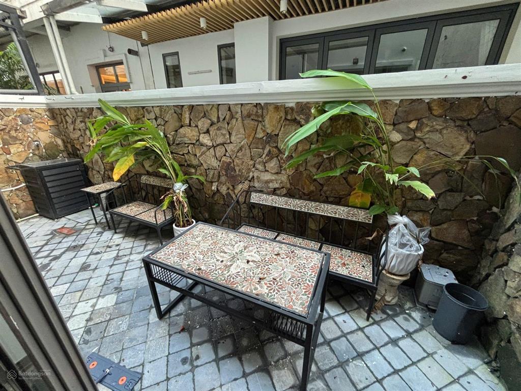 Cho thuê bt tại vinhomes riverside, 25 triệu, 90m2, 4pn, 3wc, full nội thất