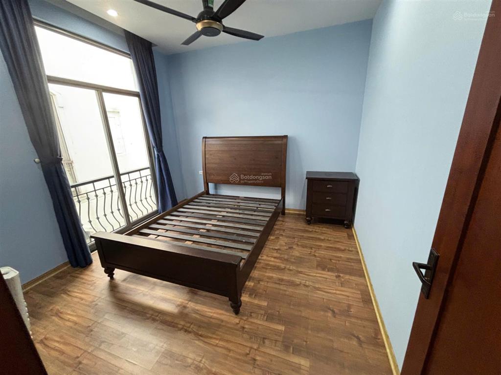 Cho thuê bt tại vinhomes riverside, 25 triệu, 90m2, 4pn, 3wc, full nội thất
