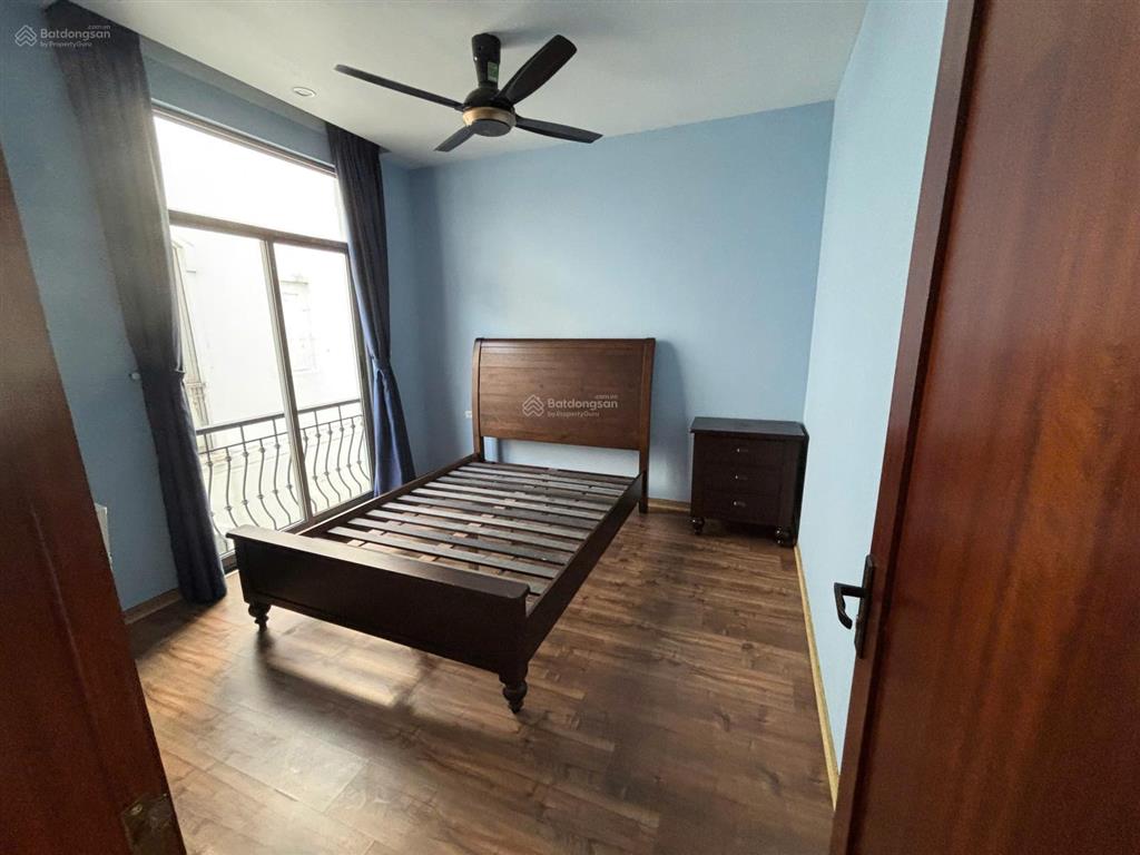 Cho thuê bt tại vinhomes riverside, 25 triệu, 90m2, 4pn, 3wc, full nội thất