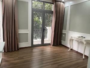 Bán bt 4pn 4wc giá cực chất 35 tỷ, 90m2 tại vinhomes riverside, phúc lợi, long biên, hn