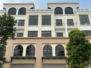 Chính chủ bán cắt lỗ biển xanh 120m2 mặt tiền 6m hai mặt đường 35m, đối diện 9 chung cư masterise