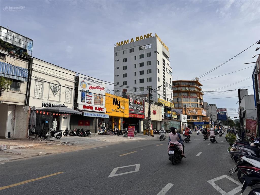 Bán mặt tiền kinh doanh đường bà triệu, phường vỹ dạ, tp. huế 247m2 giá tốt chỉ 31,89 tỷ