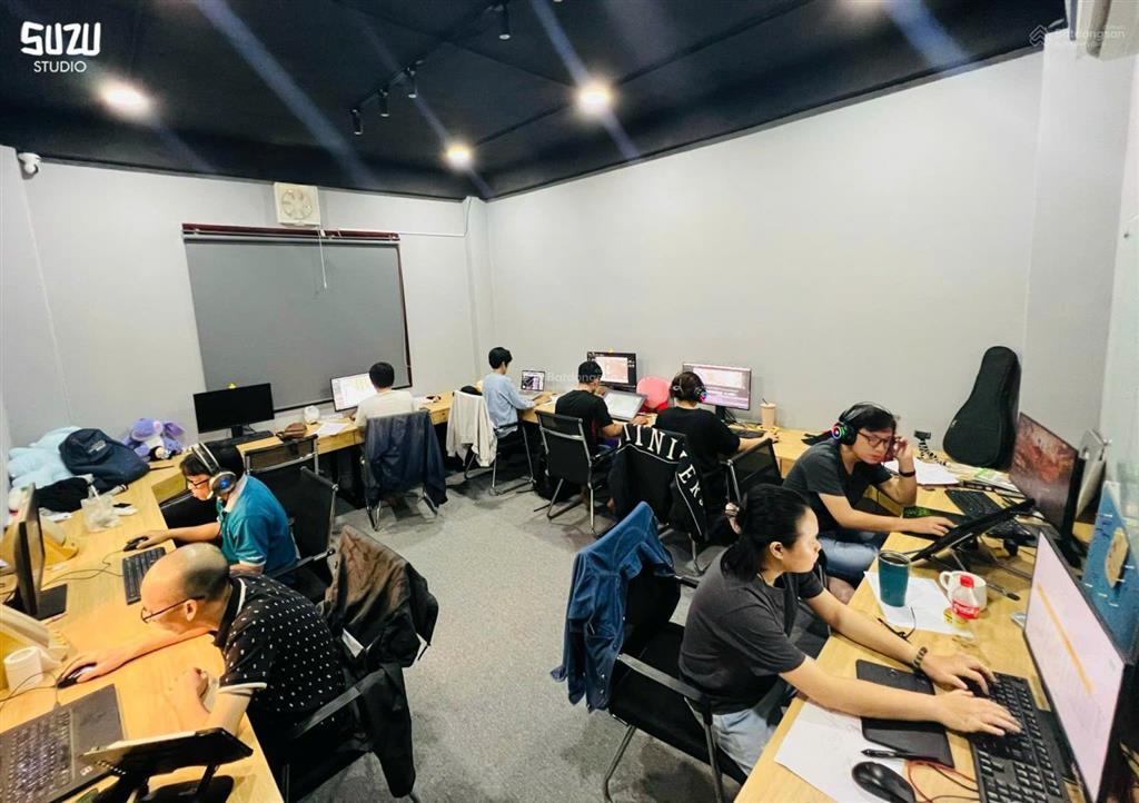 Giá rẻ nhất khu vực nhỉnh 120tr/m2đường nơ trang long  ngay bệnh viện gia định. dt 116m2+5 tầng