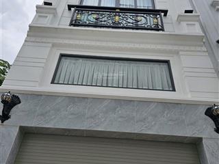 Bán nhà mới 100%  nguyễn thượng hiền, p5, q. bt 5 tầng 4pn master tặng full nội thất giá 9,5 tỷ