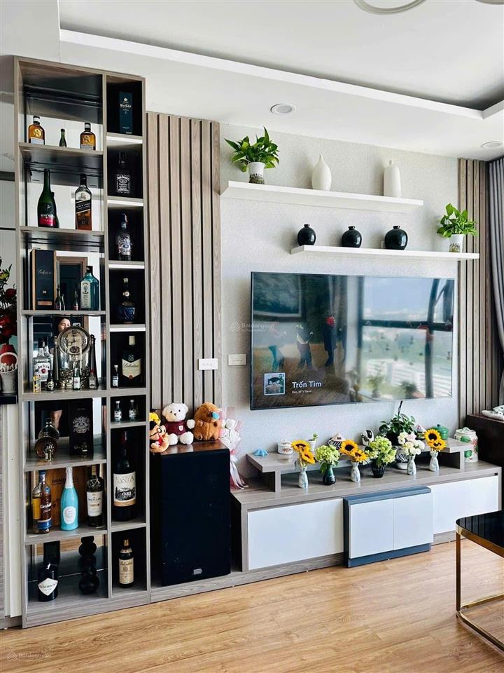 Bán căn hoa hậu 3 phòng ngủ 80m² ecohome 3, giá tốt, full nội thất tâm huyết xịn