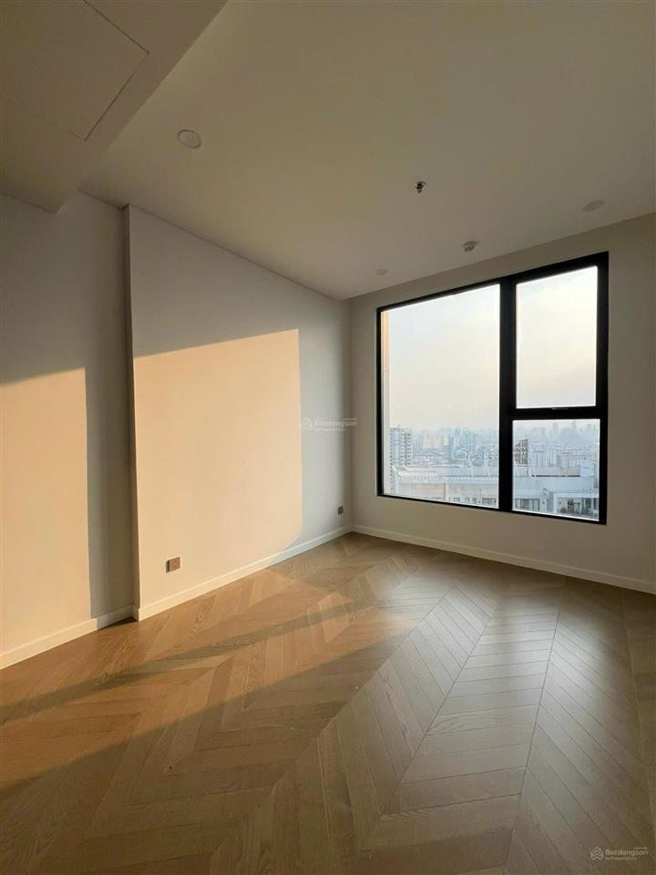 Lumier riverside 3pn  2wc  giá thực tế 17.6 tỷ all in, view sông trực diện  trung 0372 714 ***