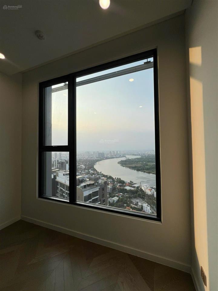 Lumier riverside 3pn  2wc  giá thực tế 17.6 tỷ all in, view sông trực diện  trung 0372 714 ***