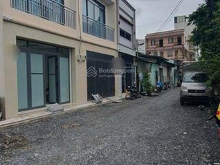 Bán nhà đường âu cơ gần vòng xoay lê đại hành, dt 4,1x10m trệt 2 lầu st