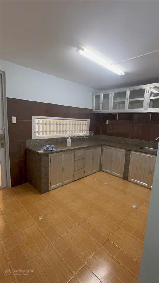 Bán nhà hẻm 7m ngay vòng xoay lê đại hành, dt 4x20m trệt lầu, dtcn 66m2, nhà mới sạch sẽ