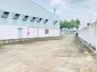 Cho thuê kho xưởng 1200m2 quốc lộ 1a  bình tân. pccc tự động, đường xe container. giá 120 tr