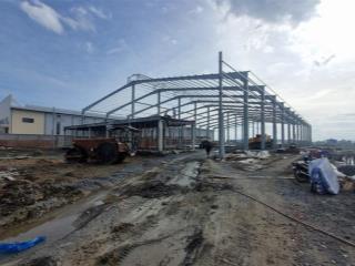 Cho thuê kho xưởng xây mới 3200m2 (xd 2200m2) kcn hòa bình, bến lức. có vp, pccc tự động