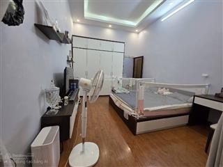 Nhà phố lò đúc  trung tâm quận hai bà  ô tô  kinh doanh  sổ đỏ chính chủ