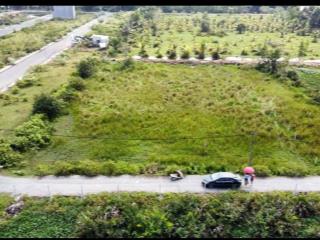 Cần tiền bán lô rộng gần 2500m2 phường long phước