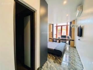 Chủ cần tiền bán nhà mặt phố ngô thì nhậm. thiện chí bán. và bán bằng giá đất. tặng nhà 3 tầng