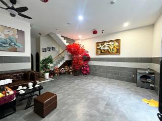 Chính chủ cần tiền bán căn hộ dịch vụ cao cấp dòng tiền 1 tỷ/năm giá 19,9 tỷ tl khách thiện chí