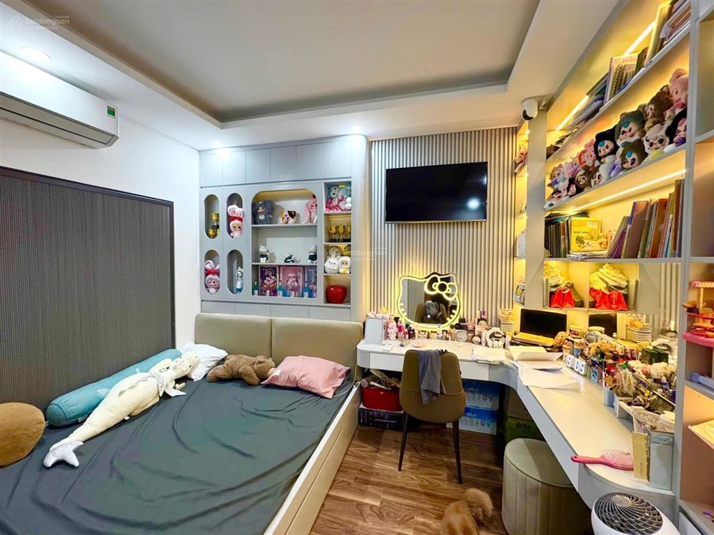 Bán nr 3pn, 5 tầng thang máy tân mai 10,2 tỷ, 37m2 hàng hot