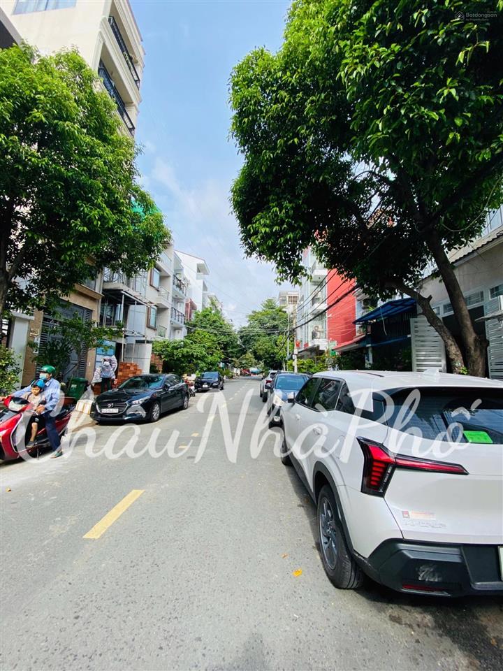 Mặt tiền đường số tân quy q7 ngang 6m. nhà cũ tiện xây mới nhỉnh 13tỷ