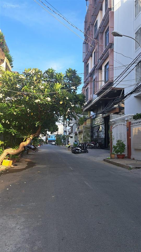 Nhà tân quy ô tô ngủ nhà 4 tầng. nhỉnh 10 tỷ