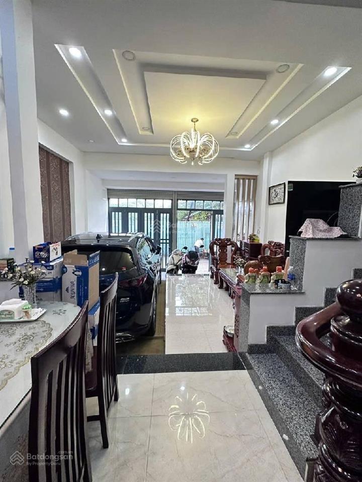 Ô tô ngủ nhà 4 tầng 60m2 cạnh phú mỹ hưng nhỉnh 7 tỷ