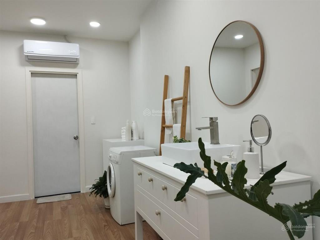 Cho thuê cc xi grand court 110m2 3pn2wc giá 20tr  0944 904 *** (nhà đẹp căn hộ lầu cao view đẹp)