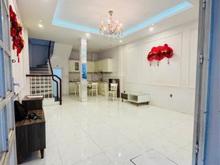 Nhà ô đồng lâm, 54m2, gần hồ 3 mẫu, giá 7.6 tỷ, trung tâm quận đống đa, 3 tầng, sđcc