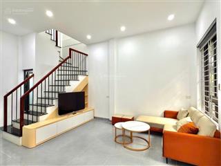 Bán nhà ngũ nhạc, 34m2 x 5t, cách ô tô 10m, giá 5.5 tỷ, ngõ thông thoáng, gần chợ, ở luôn, sđcc