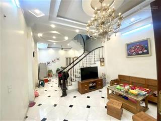 Bán nhà vĩnh hưng, 20m ra ô tô tránh, ngõ rộng, dt 45m2, giá 6.8 tỉ
