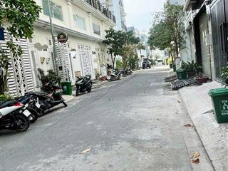 7tỷ5 tân bình 3tầng 3pn đường phan huy ích