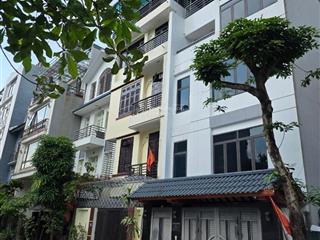 Siêu đẹp phân lô đỗ đức dục vỉa hè ô tô tránh 80m2 nhà 5 tầng kinh doanh giá 20 tỷ