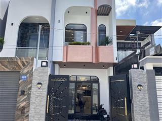 Bán nhà hiện đại sang trọng chuẩn luxury ngay trung tâm phường 5 tp. mỹ tho