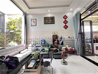 Bán nhanh nhà gần công an tỉnh. ( phường mỹ tho) diện tích khủng 7,7m x 25m