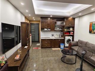 Chung cư giảng võ, vị trí đắc địa, nhà đẹp, thoáng sáng, 2pn 68m2 giá hợp lý