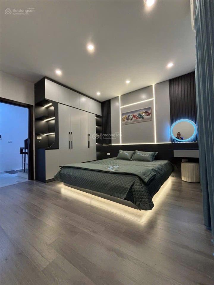 Siêu phảm trần khát chân, oto đỗ cổng, xây mới, hiện đại, hiếm có 45m2*5t