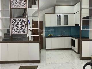 Gần phố! trần khát chân, nhà đẹp, ở sướng 15 m ra phố, full đồ ở ngay 41m2