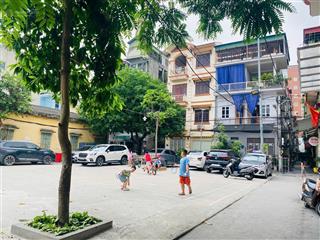 Hàng hot! duy nhất 01 căn nhà 3t dt 42m2 ở ngô quyền hà đông, mặt ngõ thông ra kdt văn khê, ô tô đỗ