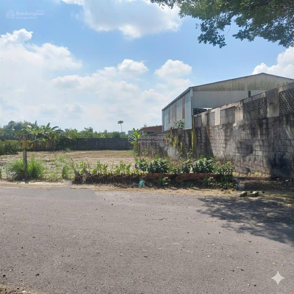 Chính chủ cần bán đất tại nguyễn thị lắng, dt 5m x 35m full thổ cư. giá 2,1 tỷ