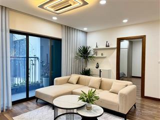 Bán gấp căn hộ chung cư cao cấp goldmark city, 136 hồ tùng mậu, dt 106m2, 3pn, giá 7.9 tỷ