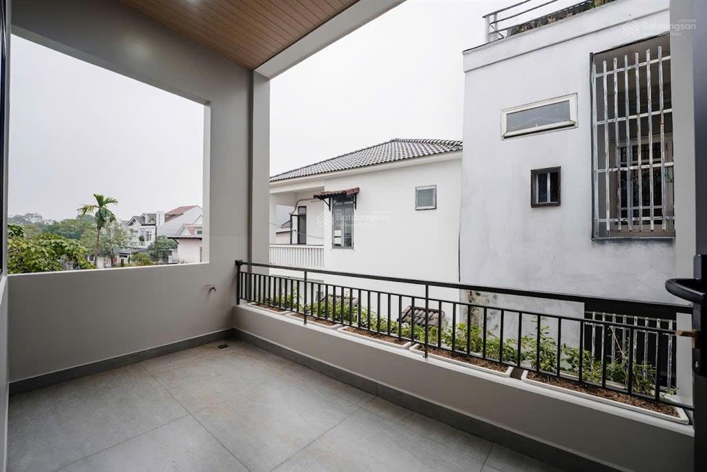 Nhà mới 2 tầng kiệt ô tô đào duy tùng  ngọc anh, mỹ thượng