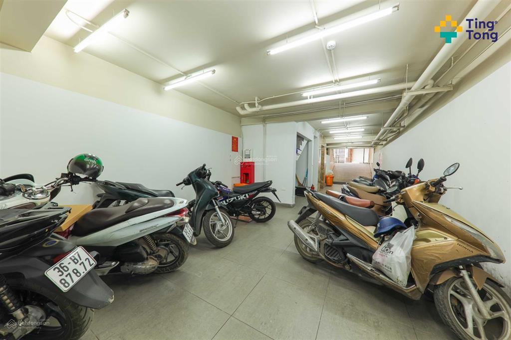 Tingtong 32  penhouse cao cấp  ngã tư sở  nội thất gỗ cao cấp  ô tô đỗ cửa  vào ở luôn