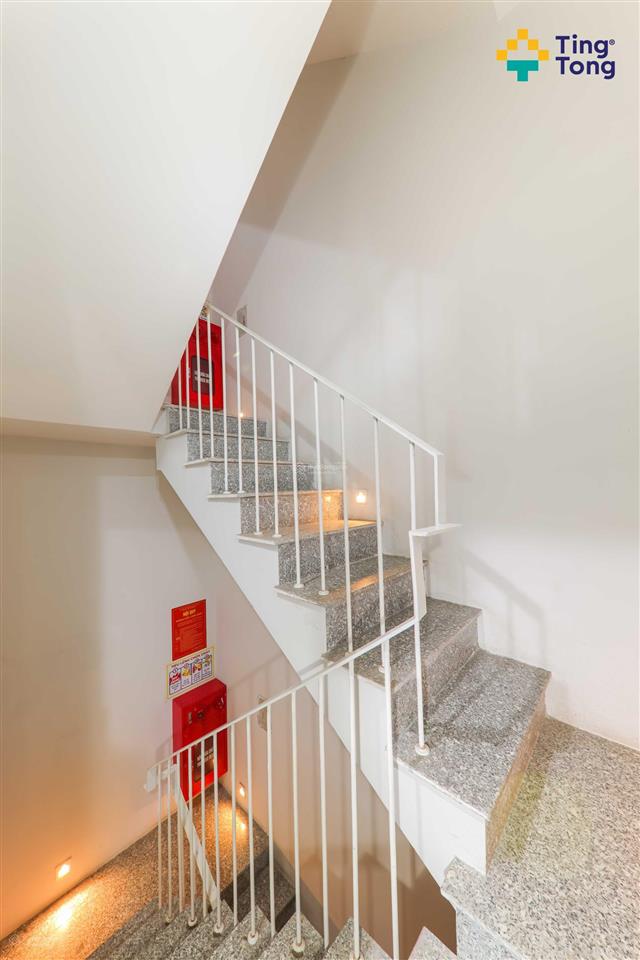 Tingtong 32  penhouse cao cấp  ngã tư sở  nội thất gỗ cao cấp  ô tô đỗ cửa  vào ở luôn