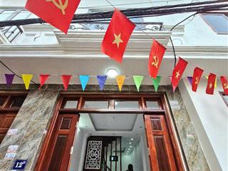 Bán nhà lai xá, mặt ngõ thông ô tô nhỏ gần đường 32, xây mới 37m2 x 4 tầng 4 ngủ chỉ 5,85 tỷ