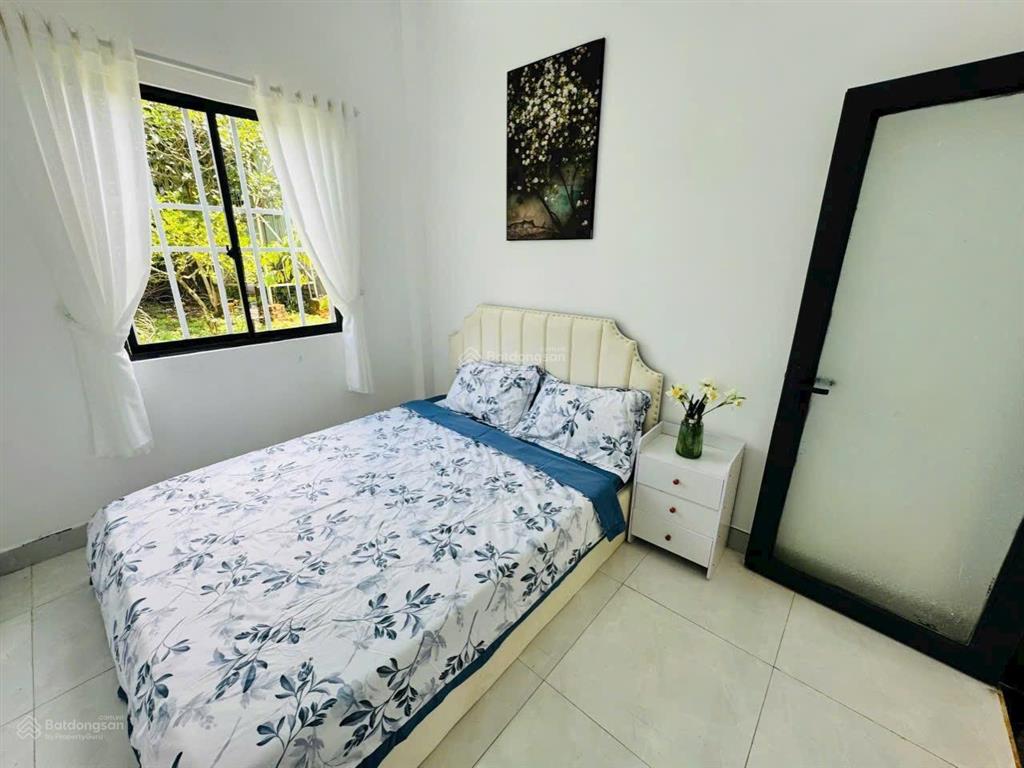 Bán căn nhà nghỉ dưỡng xinh xắn 990m2/800 triệu, view đẹp nhất nhì bảo lộc, đường đi thuận tiện