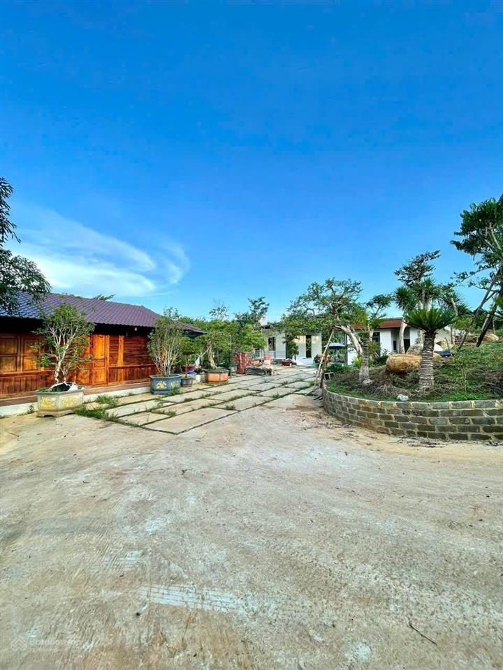 Bán gấp căn nhà vườn 3500m2/1,1 tỷ giá chủ nhà đang cắt lổ 60%, trên đất có nhà, sân vườn, ao