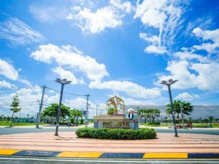 Bán nhanh lô đất 100m2 ngay đầu cổng chào. đối diện khách sạn. sổ hồng công chứng ngay