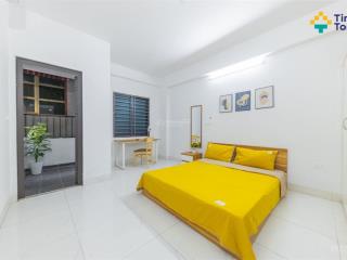 Tingtong 61  ccmn ban công view hồ, ô tô đỗ cửa có thể ở luôn view hồ thanh liệt gần linh đàm