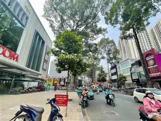 Tin thật 100%  bán nhà mặt tiền đường 3/2, quận 10. dtcn 220m² (8,4x27m)  đối diện vincom 3/2.