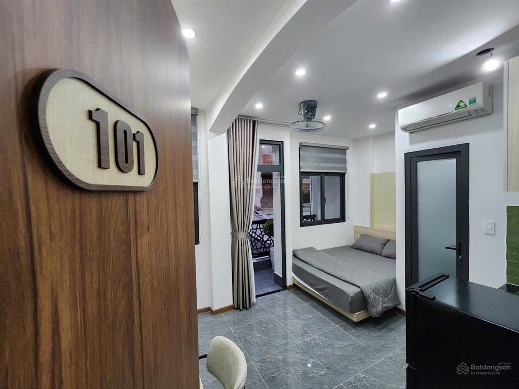 Bán nhà 3 tầng dt 5x18m, đang cho thuê 50tr/tháng  mặt tiền kinh doanh ngay nguyễn thái sơn