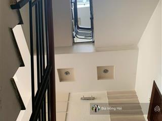 Mặt tiền dương quảng hàm rộng 32m ngay ngã tư phạm huy thông  nhà 3 tầng trên 90m2 đất