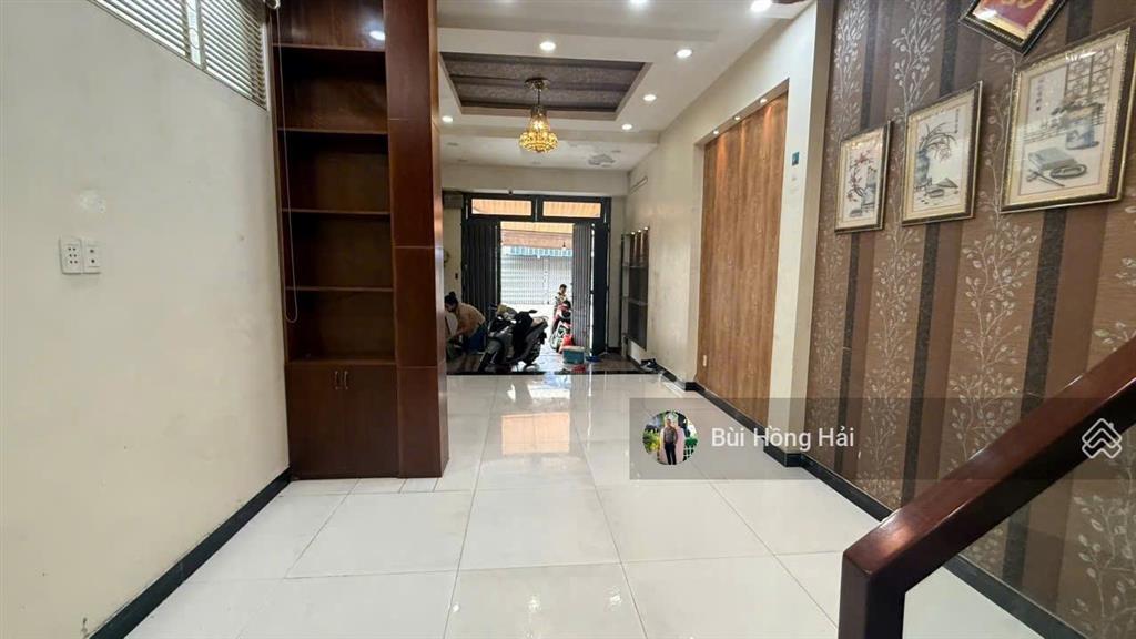 Nhà đẹp 5 tầng dt 4x17 đang cho thuê 25tr/tháng  căn góc 2 mt đường số 1 ngay thống nhất