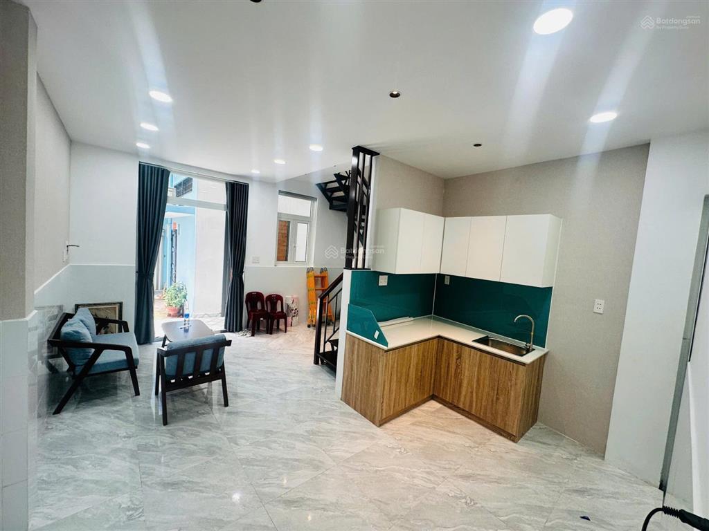 Hẻm 3m sư vạn hạnh quận 10  dtsd 50m2  3pn  chỉ 5,4 tỷ tl